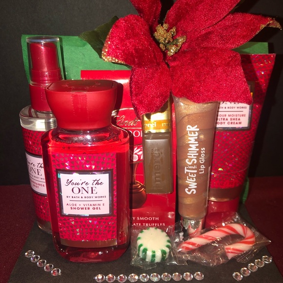 (4 sets) New Bath & Body Works Gift Set Valentines Holiday Gift Set💝 - Picture 4 of 4